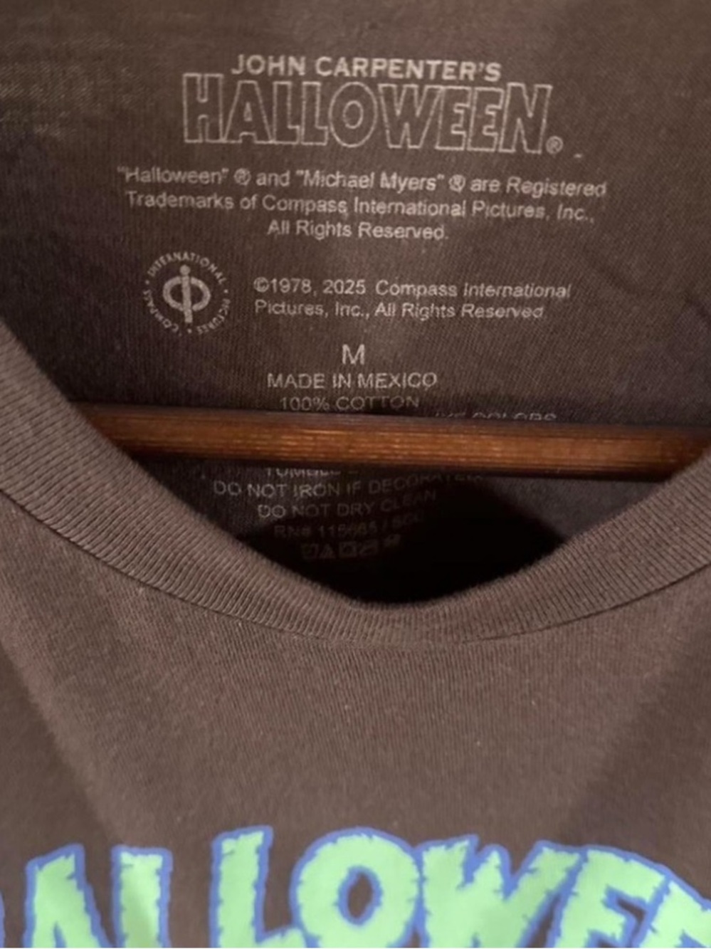 Halloween Michael Myers Graphic T-shirt Size Men’s Medium (NWT) - Picture 2 of 2